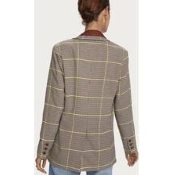 SCOTCH AND SODA
Maison Scotch Longer-Length Checked Double-Breasted Blazer - Picture 4 of 9